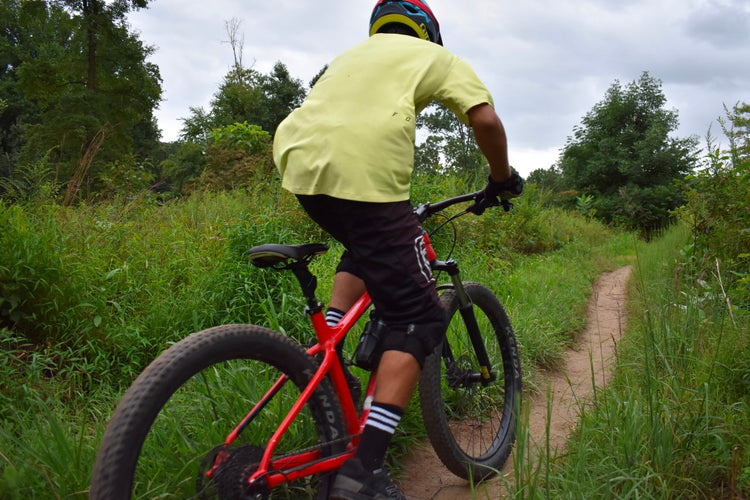 suspension seatpost on a mountain bike